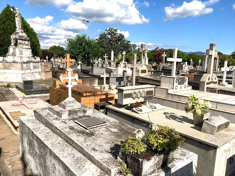 DIA DE FINADOS: Especialista desvenda mitos e curiosidades sobre o setor e a relação dos brasileiros com a morte